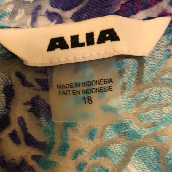 ALIA NWT SIZE 18 SHEER FLORAL COOL BLOUSE 3/4 SLEEVE PURPLES & TEAL BUTTONS #026 - Picture 3 of 11